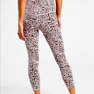 Athleta 7/8 tights. Size small tall